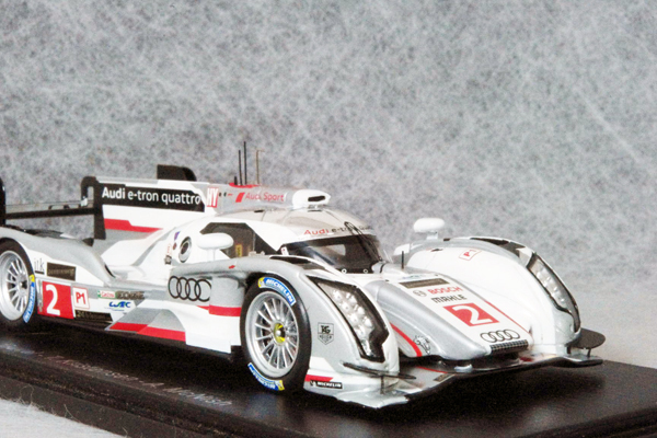 ● 1/43 アウディ 〓 R18 e-tron クワトロ 2013年 ルマン24時間 優勝車 #2 〓 AUDI_画像3