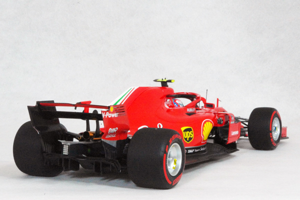 * 1/18 Ferrari = SF71-H / Kimi *lai connector n2018 Canada GP = Ferrari