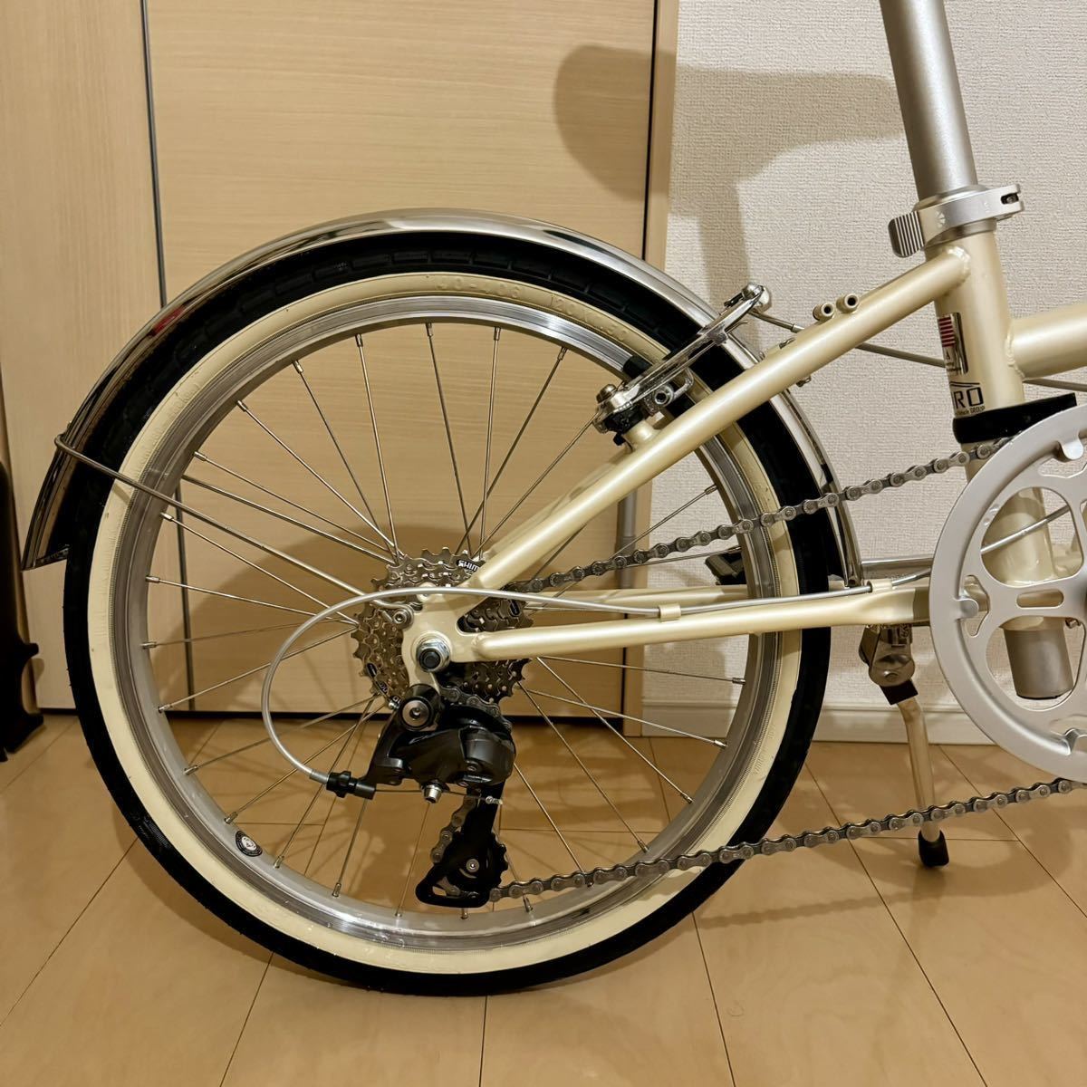 DAHON ダホン boardwalkボードウォーク D7ミニベロ 折りたたみ DAHON ダホン boardwalkボードウォーク D7ミニベロ 折りたたみ