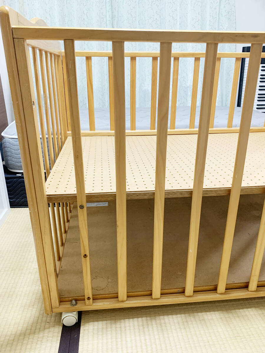 ■ベビーベッド 木製 床板高さ調節可能 組立式 ベッド下収納 KATOJI製？ 引取りの画像6