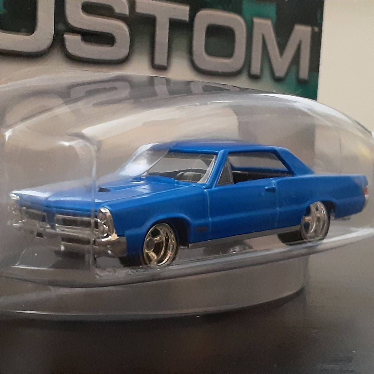 HOT WHeeL PONTIAC GTO 青 ポンティアック ミニカー KOOL KUSTOM LIMITED 1/20.000 USカード METAL/METAL RealRiders ホットウィール_画像3