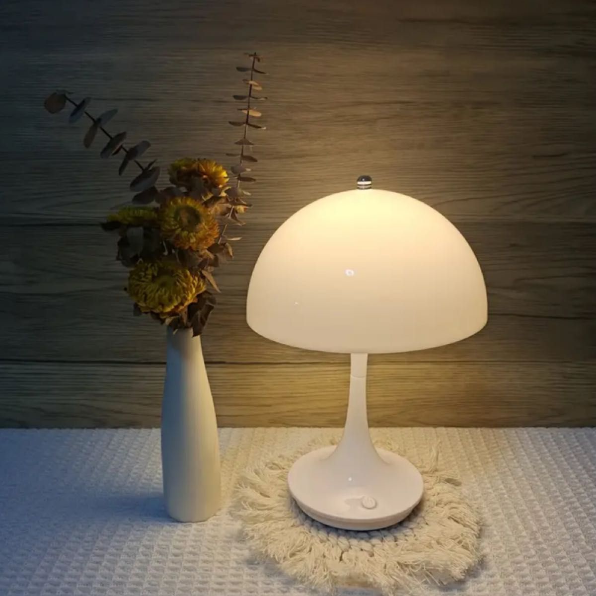 Louis Poulsen パンテラ  USB充電 白　 照明　ランプ　韓国　 テーブルランプ ホワイト