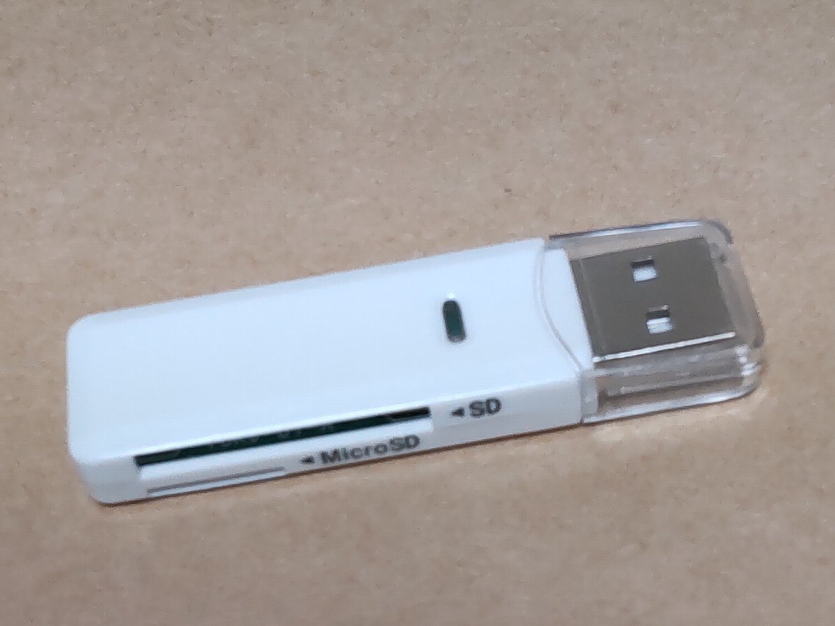 新品未開封 microSDカードリーダ マイクロSD ライター USB2.0 軽量 小型 フラッシュアダプター SD/SDHC/SDXC/microSD/microSDHC/microSDXC_画像3