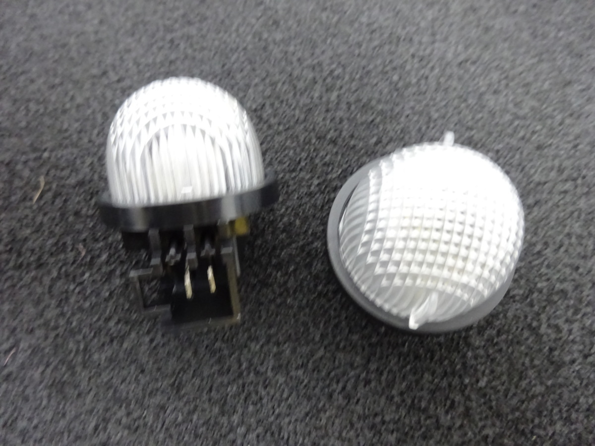 カプラーオン♪ LED ナンバー灯 ライセンス ランプ 交換式 アルトターボRS HA36S アルトエコ HA35S アルトラパンショコラ HE22Sの画像2