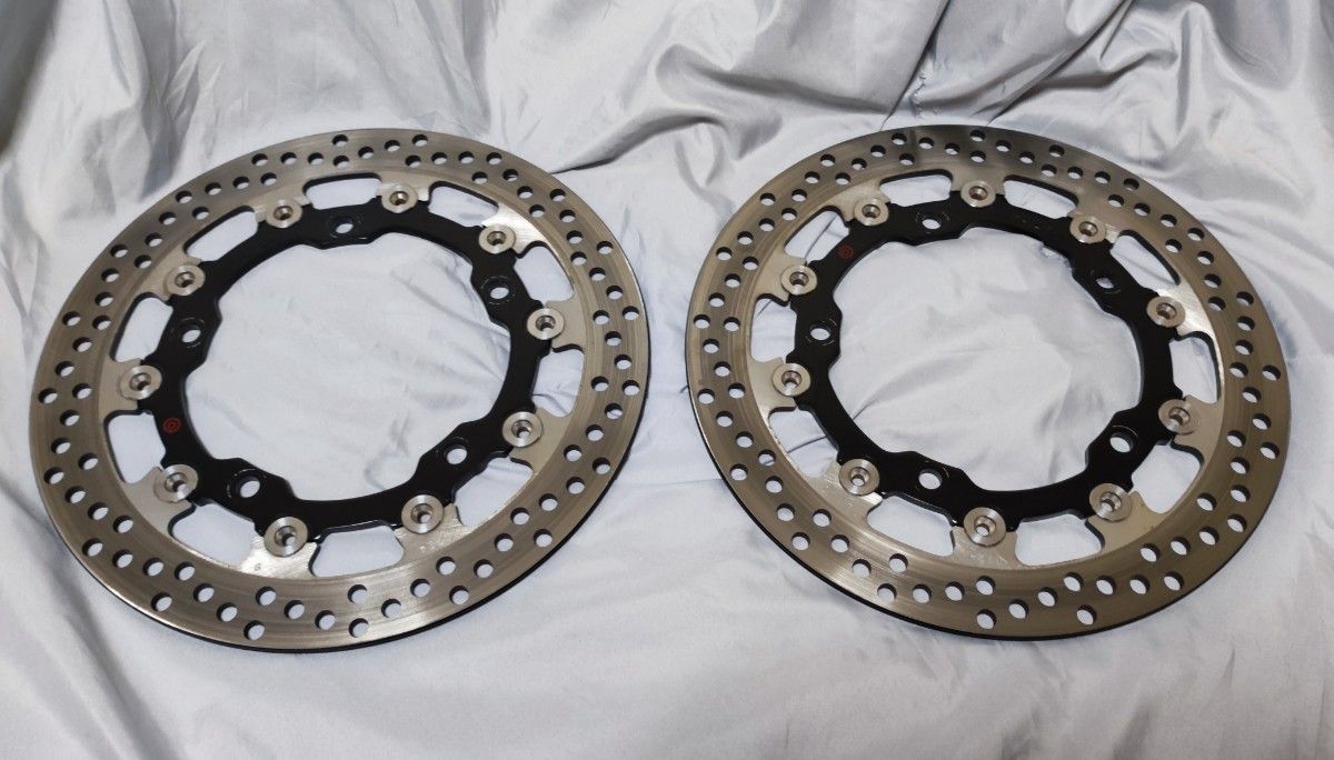 Z900RS ブレンボ ブレーキディスク 300Φ 5 5mm Brembo ローター Z900RS ブレンボ ブレーキディスク 300Φ 5 5mm Brembo ローター