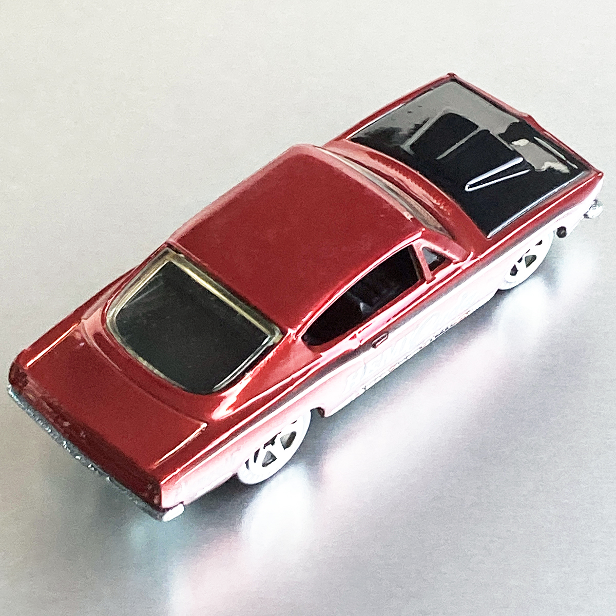 1/64 ホットウィール クラシック '68 プリムス ヘミクーダ Hot Wheels Classics 1968 Plymouth Hemi Cuda_画像6