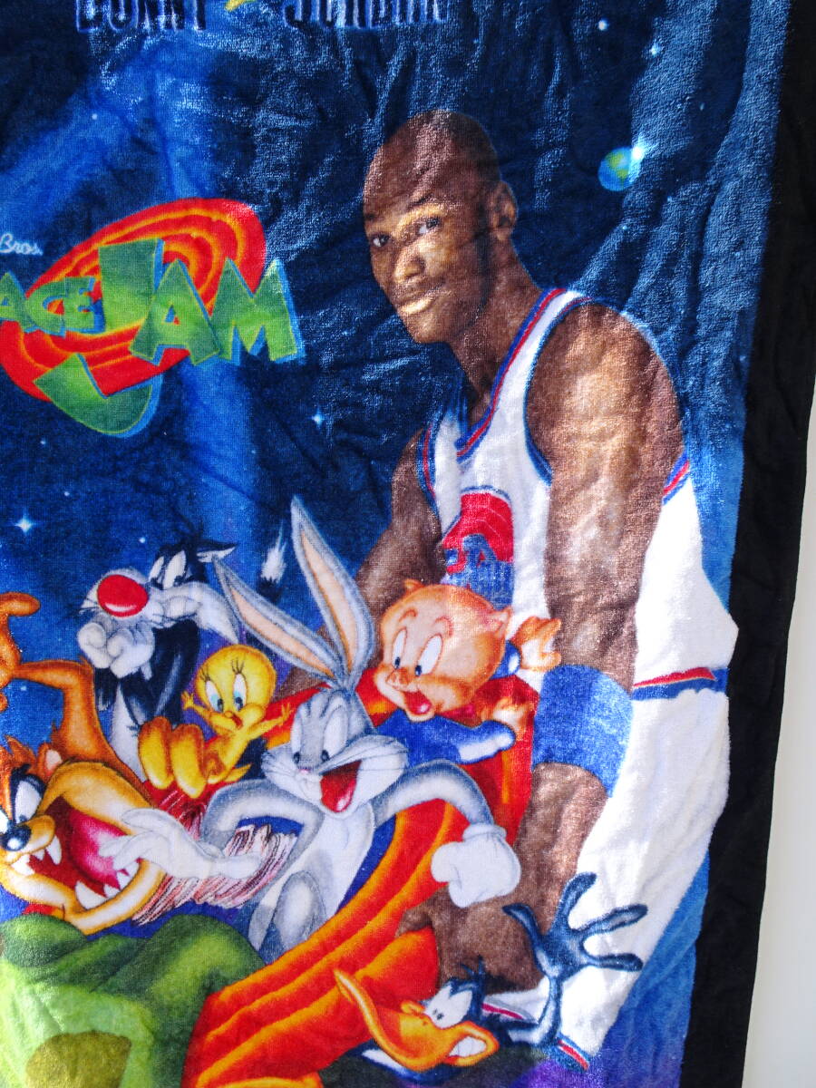 SPACEJAM/スペースジャム　BugsBunny/バックスバニー　MichaelJORDAN/マイケルジョーダン　バスタオル　700ｘ1500　中古_画像3