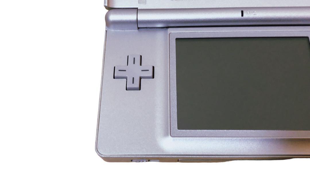 新品同様 極美品 動作品 ニンテンドー DS lite グロスシルバー 本体 タッチペン ACアダプター 取扱説明書 箱付き ゲーム機 レトロゲーム_画像9