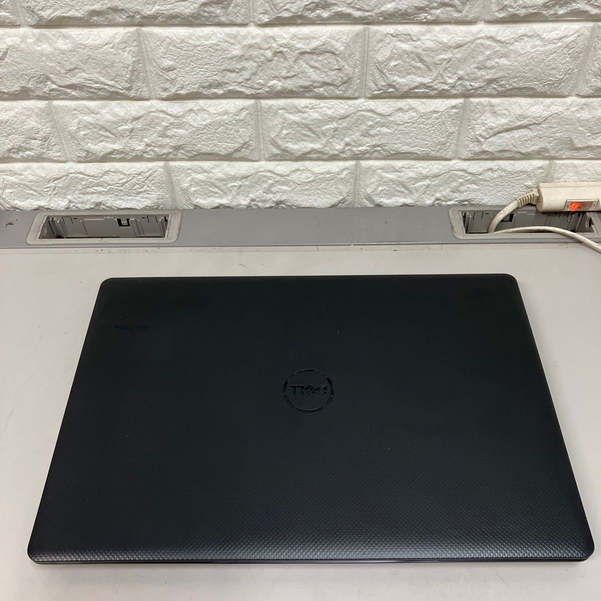 O117 DELL Vostro 3591 P75F Core i5 1035G1 メモリ8GB_画像3