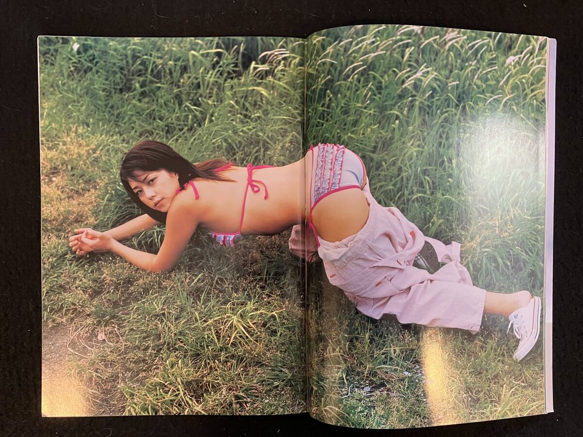 ★月刊 吉岡美穂 SHINCHO MOOK 035/撮影：藤代冥砂★写真集★2002年★新潮社★La-724★の画像3