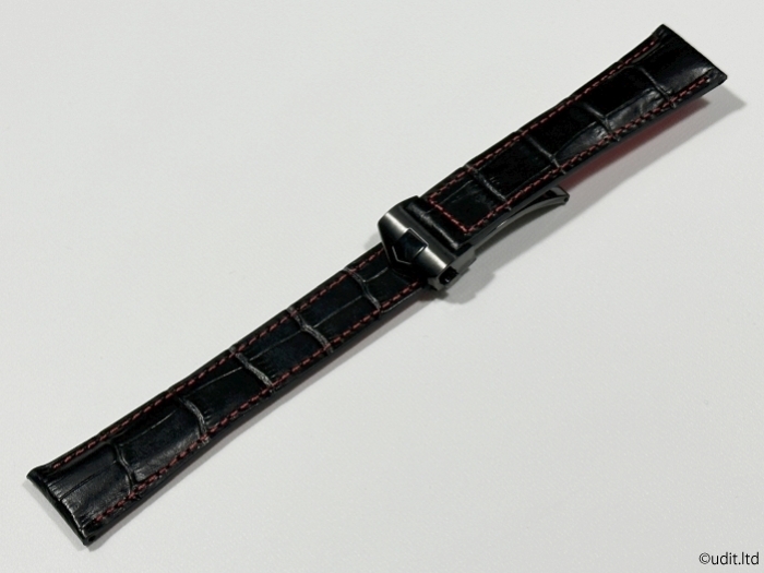 ラグ幅:22mm レザーベルト ブラック・レッド 腕時計ベルト ブラック尾錠 【タグホイヤー TAG Heuer対応 モナコ カレラ アクアレーサー】_バックルカラーはブラックです。