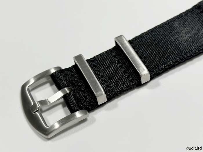 ラグ幅:22mm 高品質 分割 NATO ストラップ 腕時計ベルト ブラック グレー ベージュ ファブリック 二重編み込み DBH