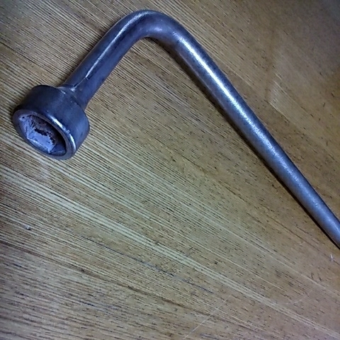 西ドイツ製　BMW HEYCO 整備用工具　車載工具 ホイールボルトレンチ サイズ表記17mm. wheel　bolt　wrench 全長約32cm　W-GERMANY　ベンベ_画像3