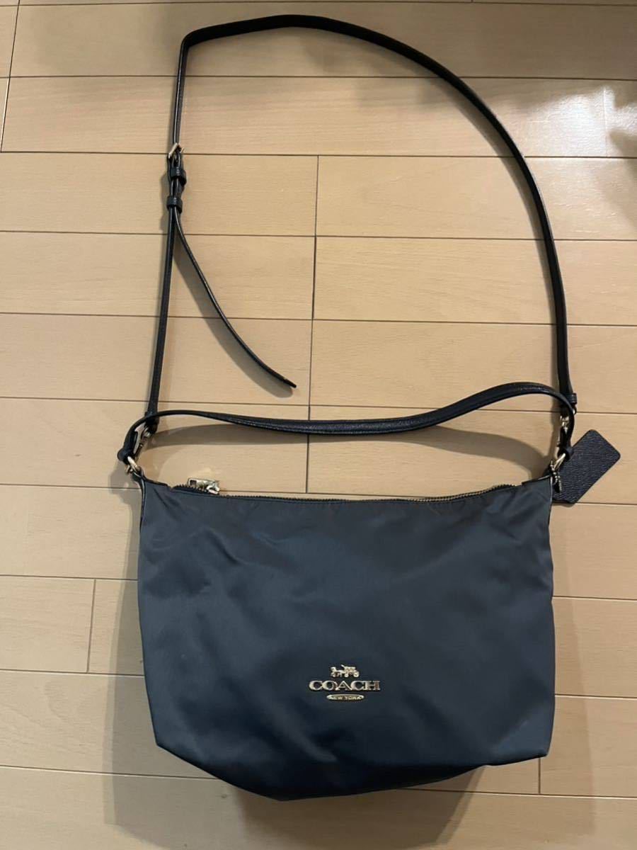 【used】ショルダーバッグ：コーチ COACH ゴールド金具 ナイロン素材：濃紺_画像10