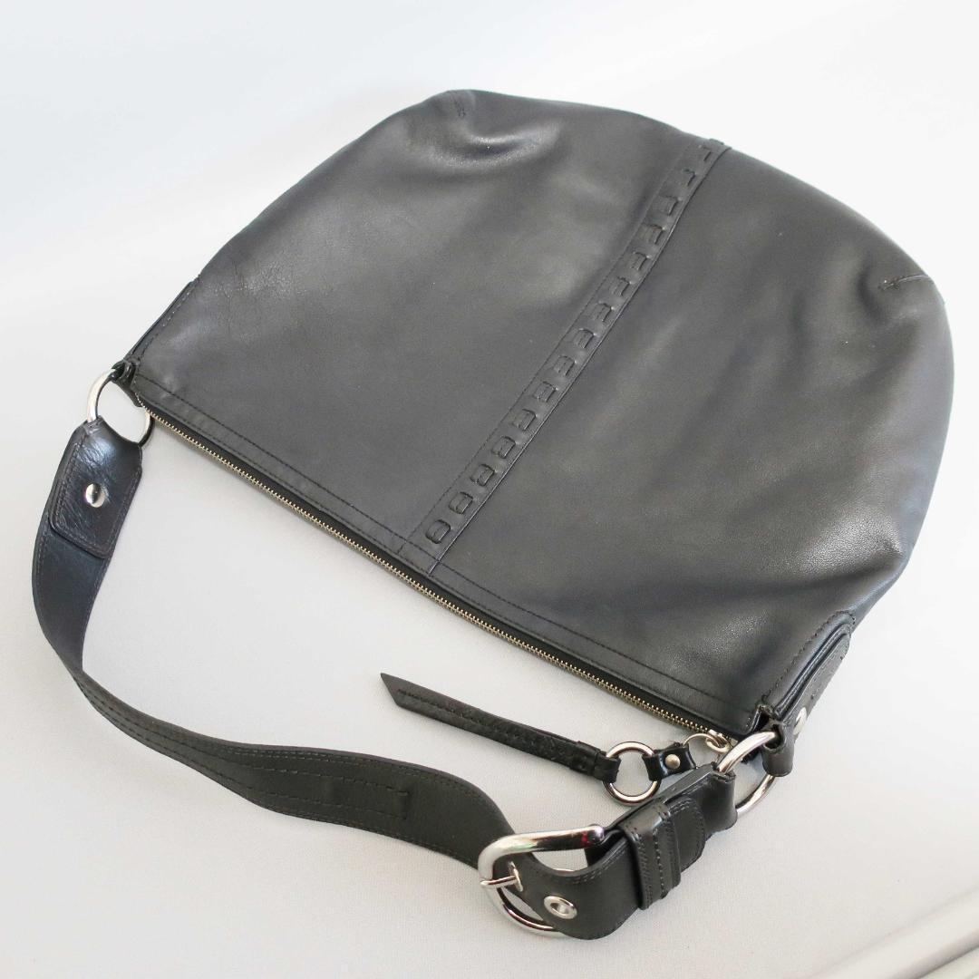  regular beautiful goods Coach Coach one shoulder bag A4 high capacity black leather 