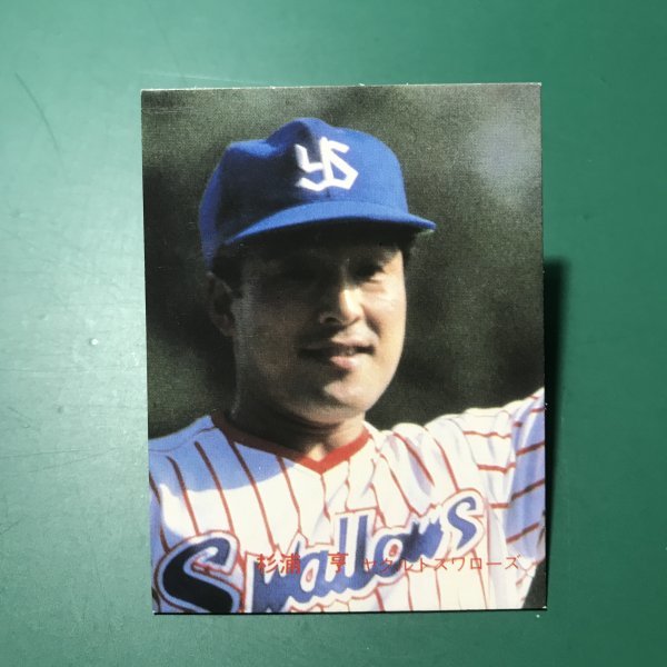 1983年　カルビー　プロ野球カード　83年　37番　ヤクルト　杉浦　　　【D09】_画像1