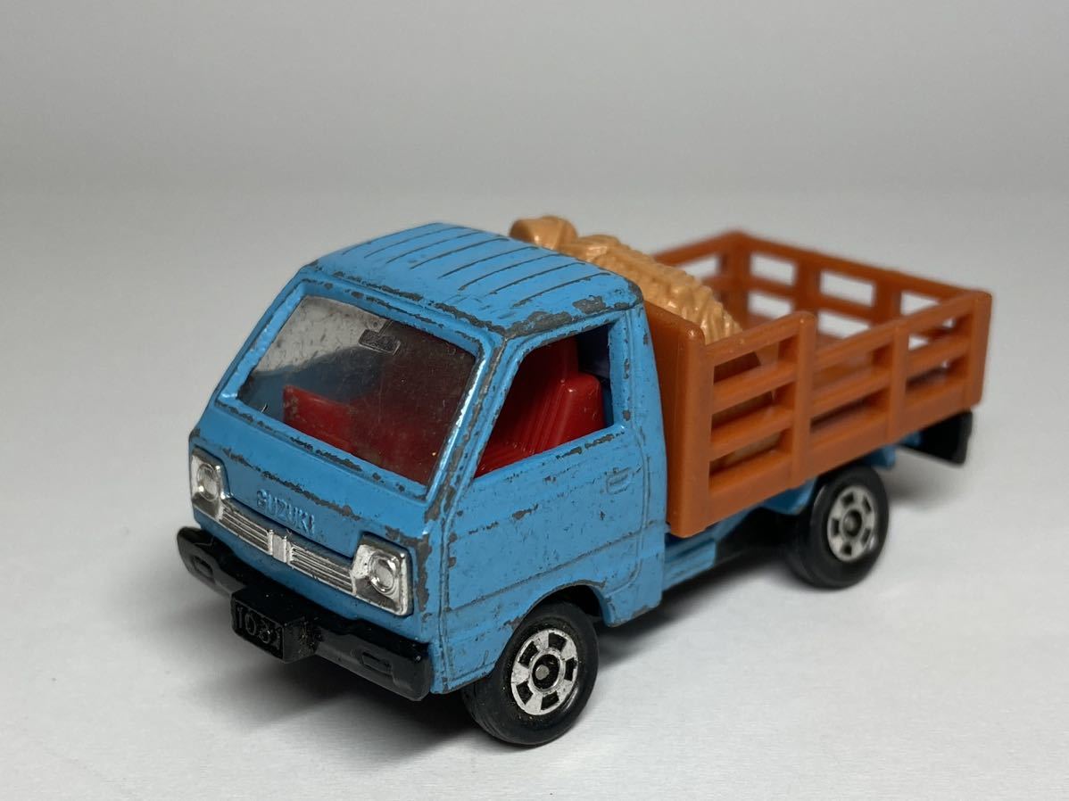 トミカ　スズキ キャリイ 家畜運搬車 日本製 39-3 キャリィ キャリー TOMICA _画像1