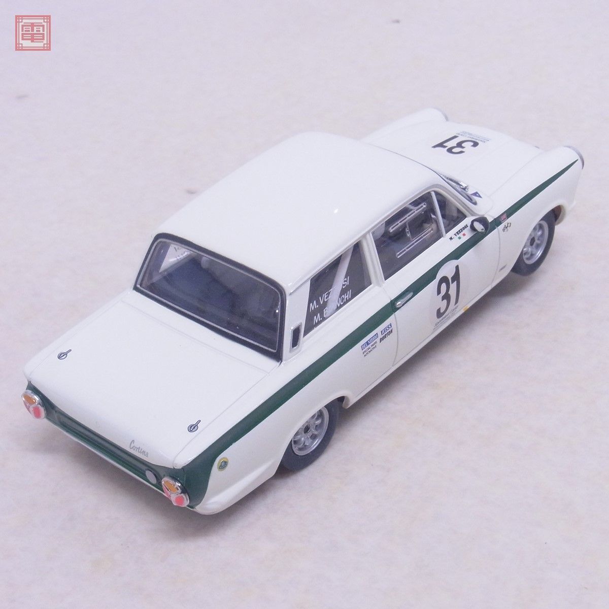 レベル 1/32 ロータス コルチナ/ジャガー Eタイプ 計2台セット スロットカー Revell LOTUS CORTINA JAGUAR E-TYPE 動作未確認 現状品【10_画像3