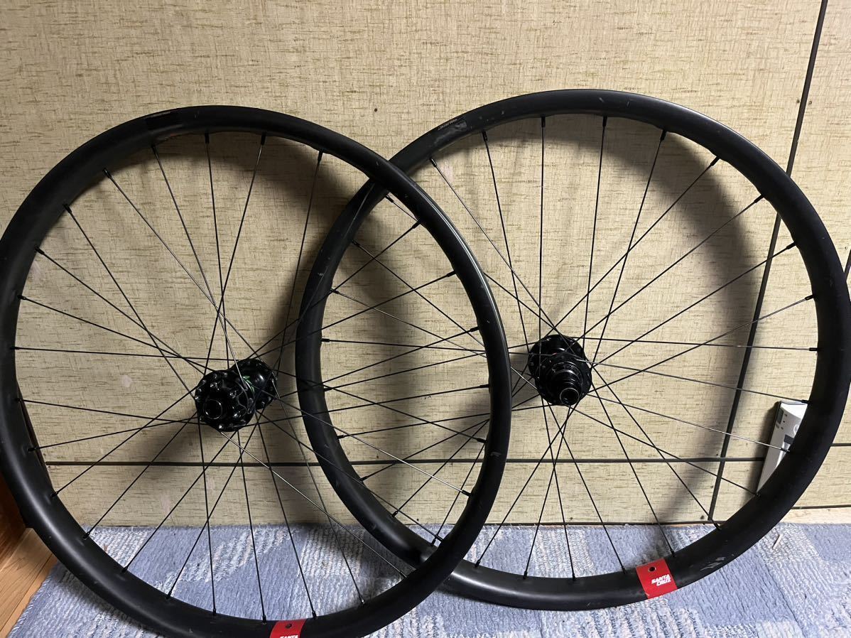 santacruz reserve 37 27.5インチ ホイールセット dt swissハブ boost