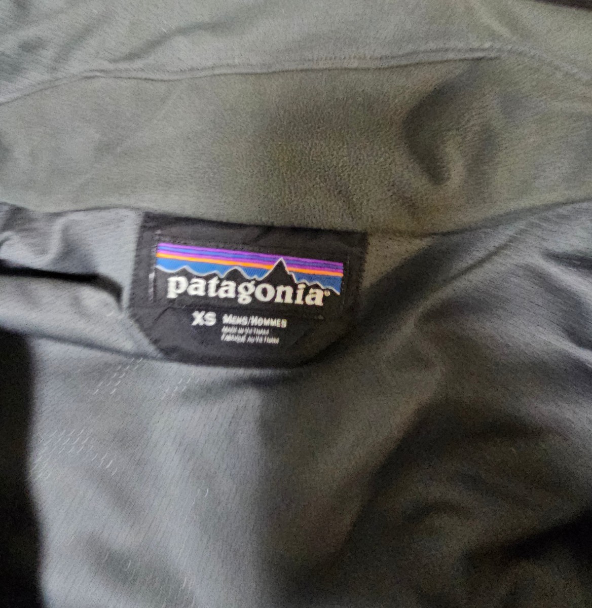 正規品 Patagonia パタゴニア ゴアテックス　マウンテンパーカー高級 ジャケット_画像5