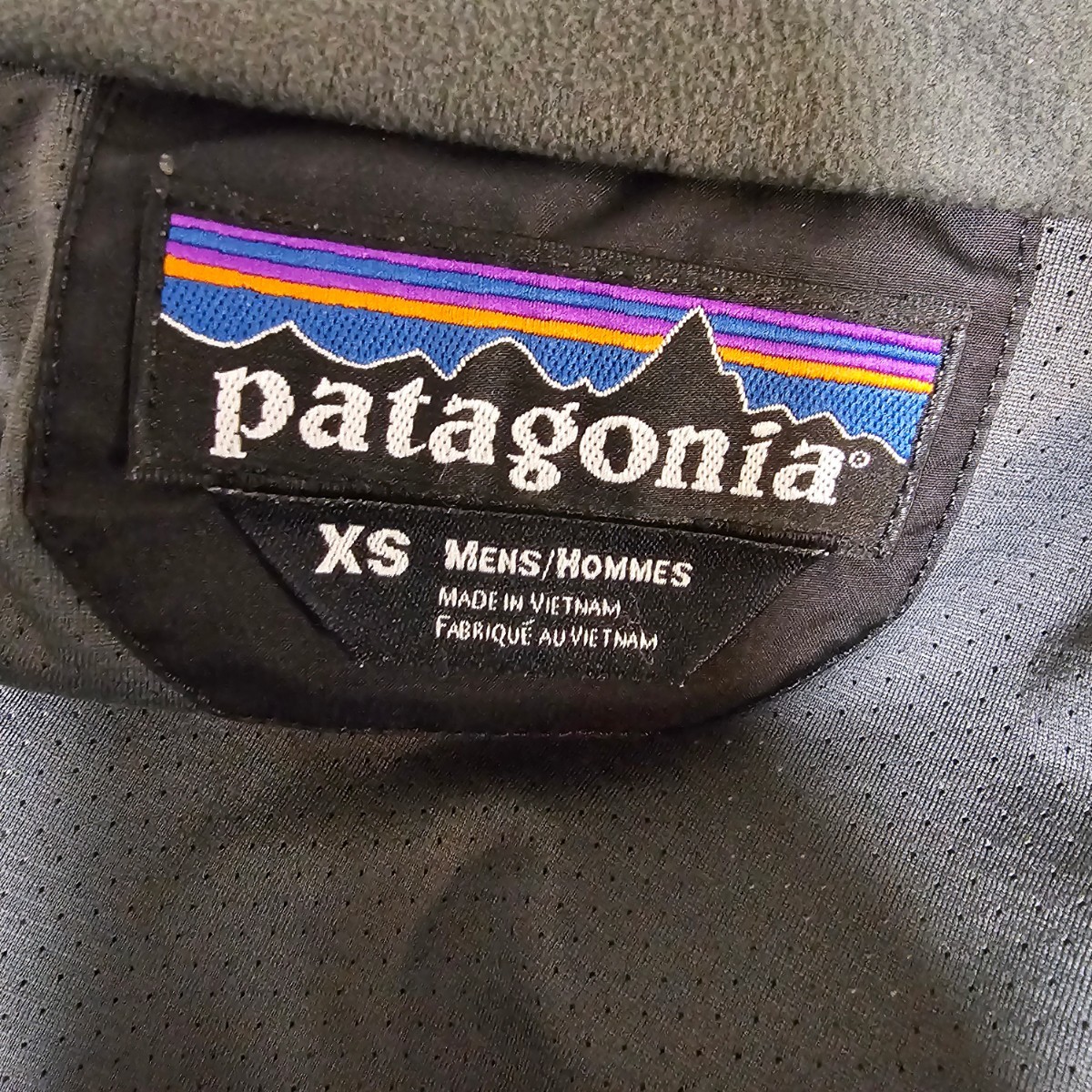 正規品 Patagonia パタゴニア ゴアテックス　マウンテンパーカー高級 ジャケット_画像6