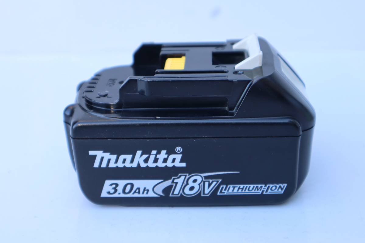 E6420 A L makita(マキタ) 18v3.0Ahリチウムイオンバッテリー残量表示付 BL1830B