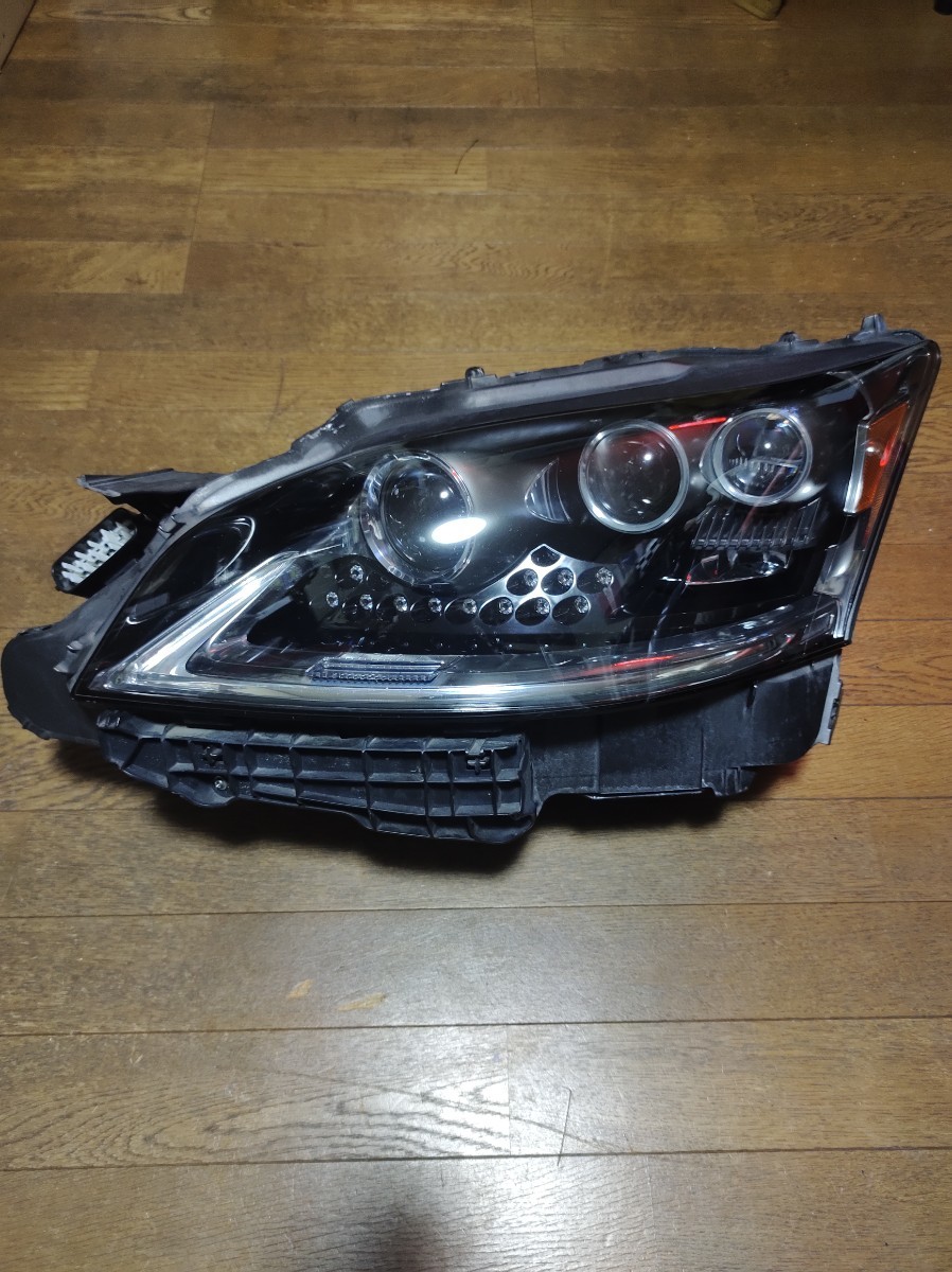 レクサスLS後期 三眼LED ヘッドライト ヘッドランプ 助手席側 レクサスLS後期 三眼LED ヘッドライト ヘッドランプ 助手席側