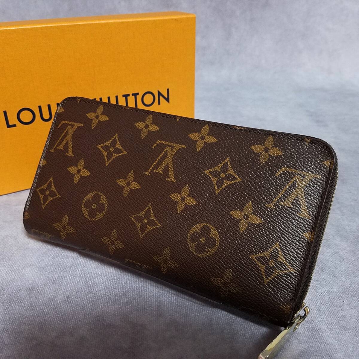 【良好　クリーニング済】　LOUIS VUITTON　ルイヴィトン　モノグラム　レザー　ジッピーウォレット　ラウンドファスナー長財布　M60017_画像1