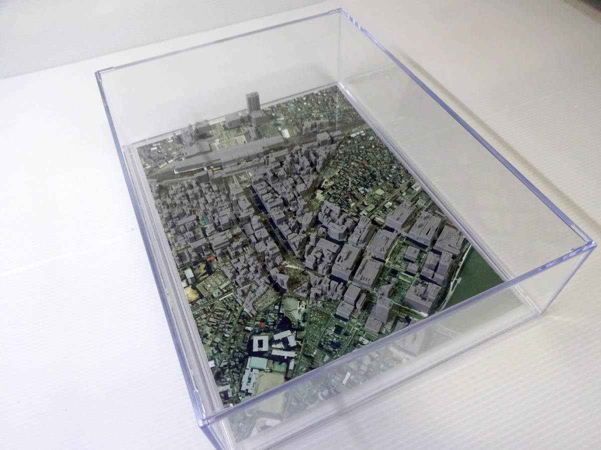 新潟駅周辺　国土交通省の整備した３D都市データを活用した都市模型　組立済　　スケール1/4000　(透明ケース付)