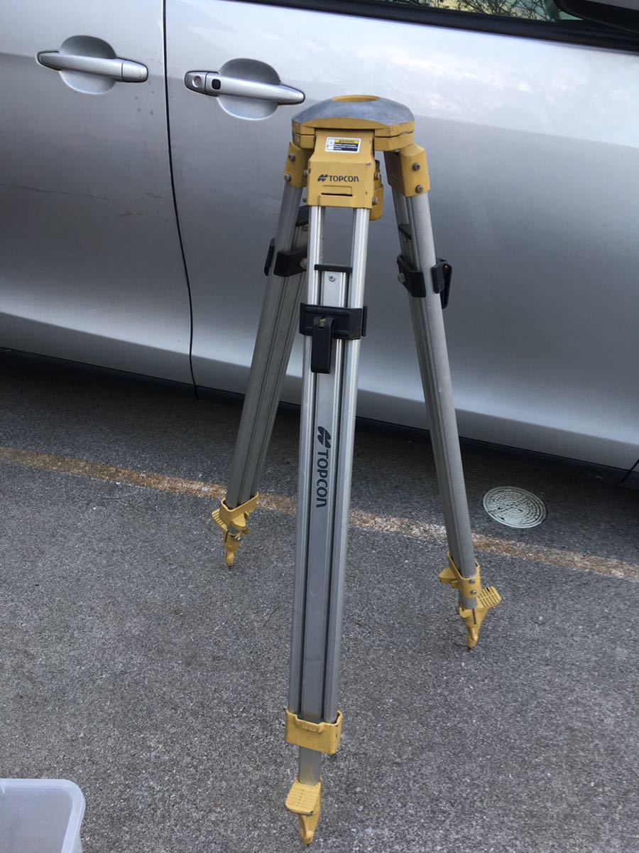 アルミ三脚 三脚 測量機器 測量 TOPCON トプコン レバー式 レベル用 伸縮　ＴＰ-１１０Ｄ_画像1