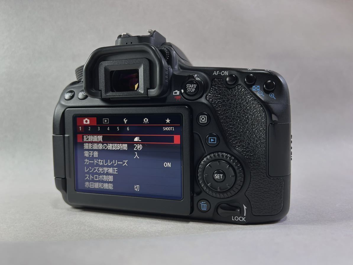 Canon EOS 80D ボディ デジタル 一眼レフ カメラ キヤノン 写真 撮影 バッテリー ストラップ 充電器 説明書_画像9