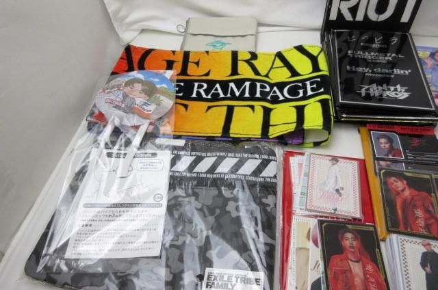 【同梱可】中古品 LDH RAMPAGE FANTASTIC 他 THE RIOT CD DVD 缶バッチ キーホルダー フラッグ マフラータオル 等 グ_画像2