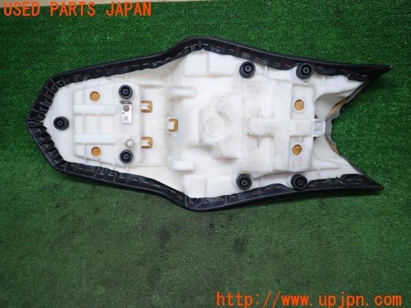 3UPJ=89360012]YAMAHA ヤマハ XJ6N(RJ195)純正 シート 中古_画像5