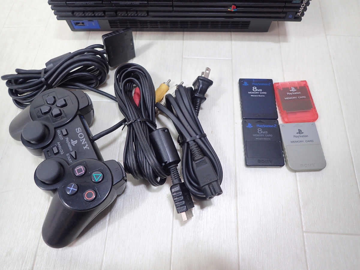 SONY PlayStation 2 SCPH-30000 黒 メモリーカード4枚付き　中古 D519_画像2