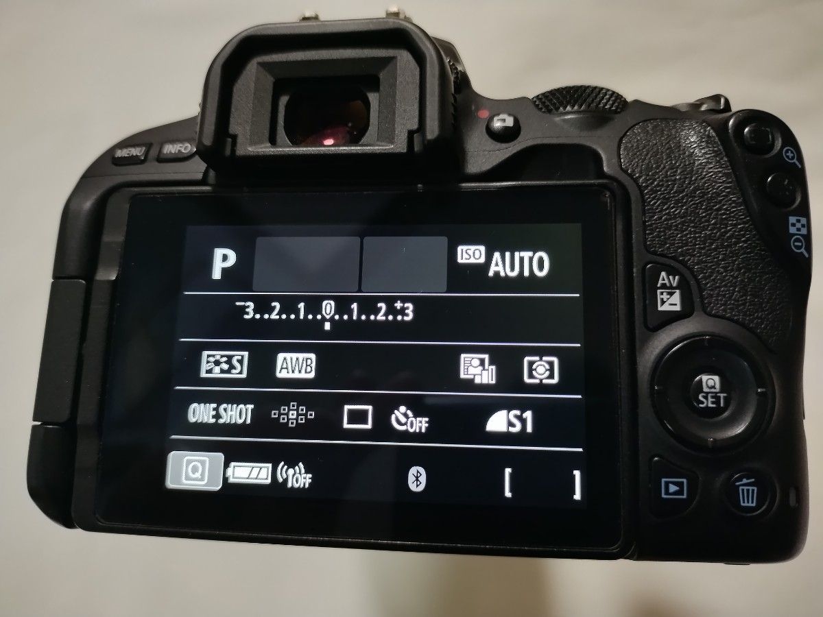 【美品】 Canon EOS Kiss x9  デジタル一眼レフカメラ 説明書 WIFI