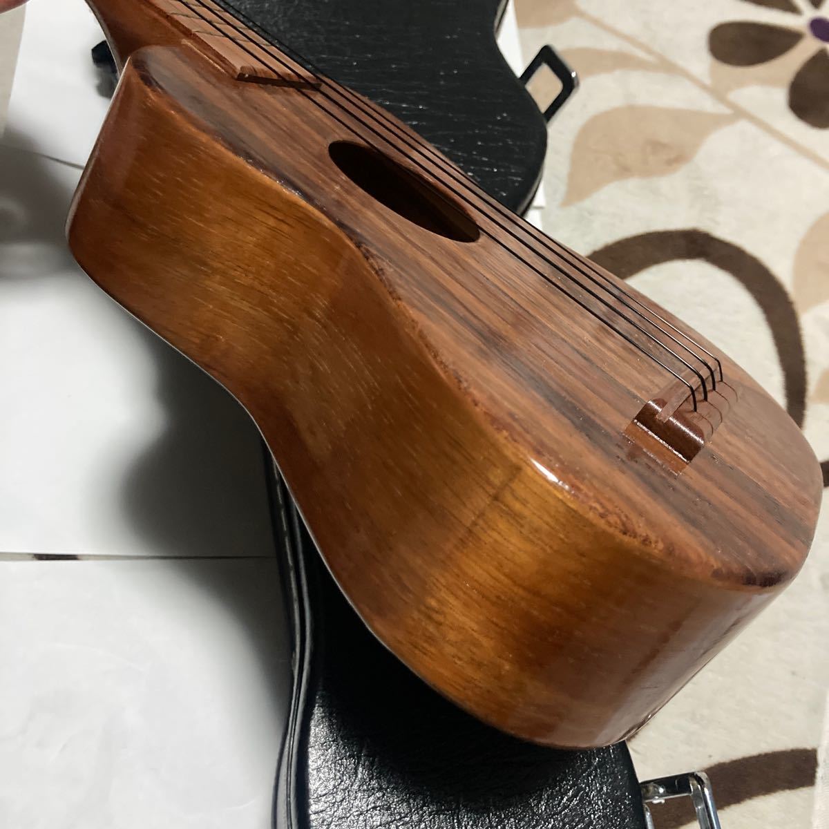 ラナイ ウクレレ オール単板 Lanai Ukulele UK330 - 弦楽器 ラナイ ウクレレ オール単板 Lanai Ukulele UK330 - 弦楽器