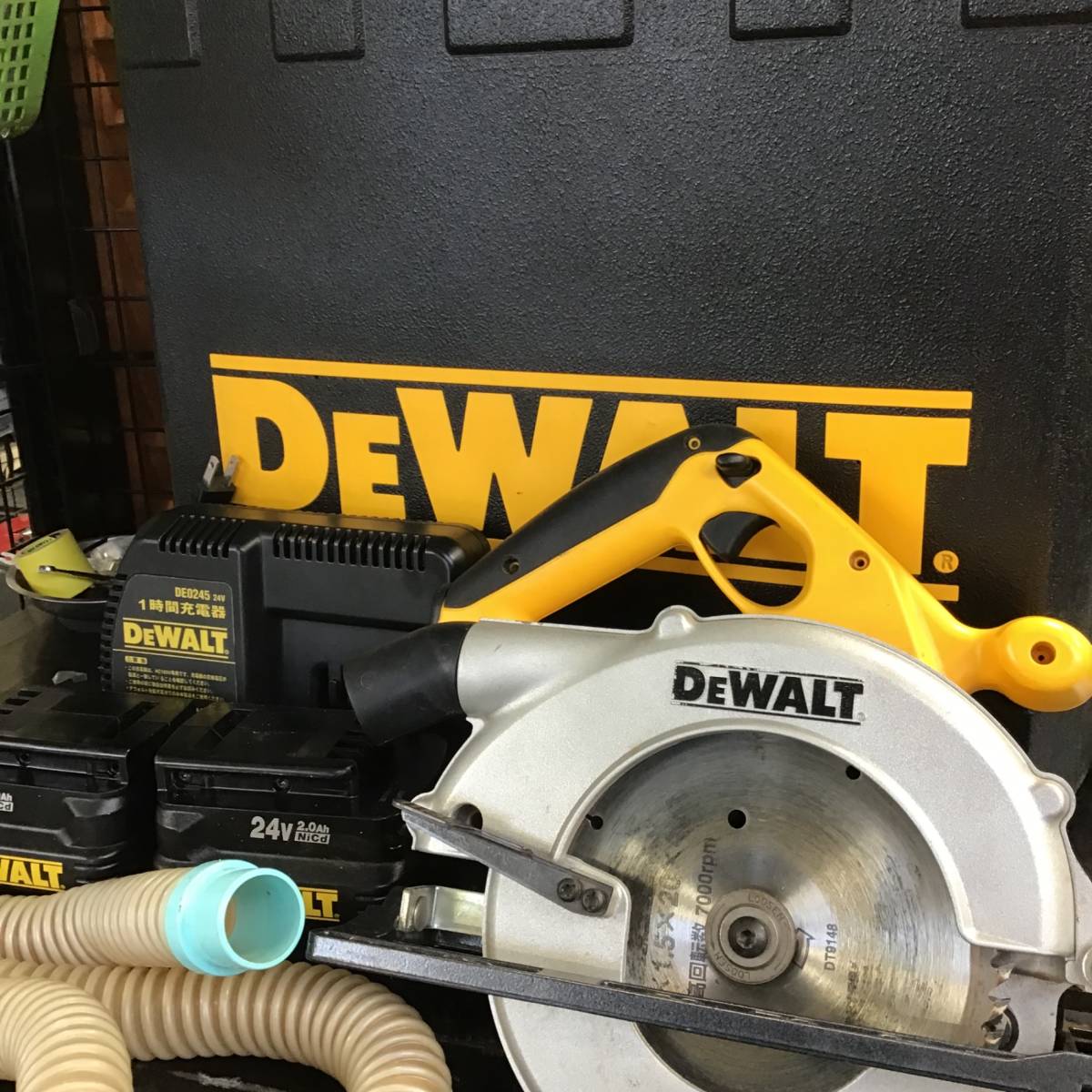 【中古品 / 動作品】▼【Dewalt】24V 165mm 充電式マルノコ DW007-JP【格安出品♪】