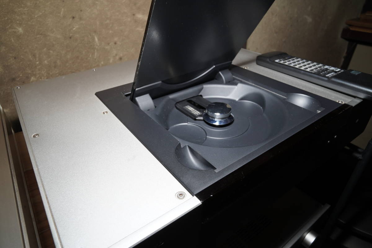 ONKYO Integra C-1E CDプレーヤー 定価¥180,000 リモコン付き ONKYO Integra C-1E CDプレーヤー 定価¥180,000 リモコン付き
