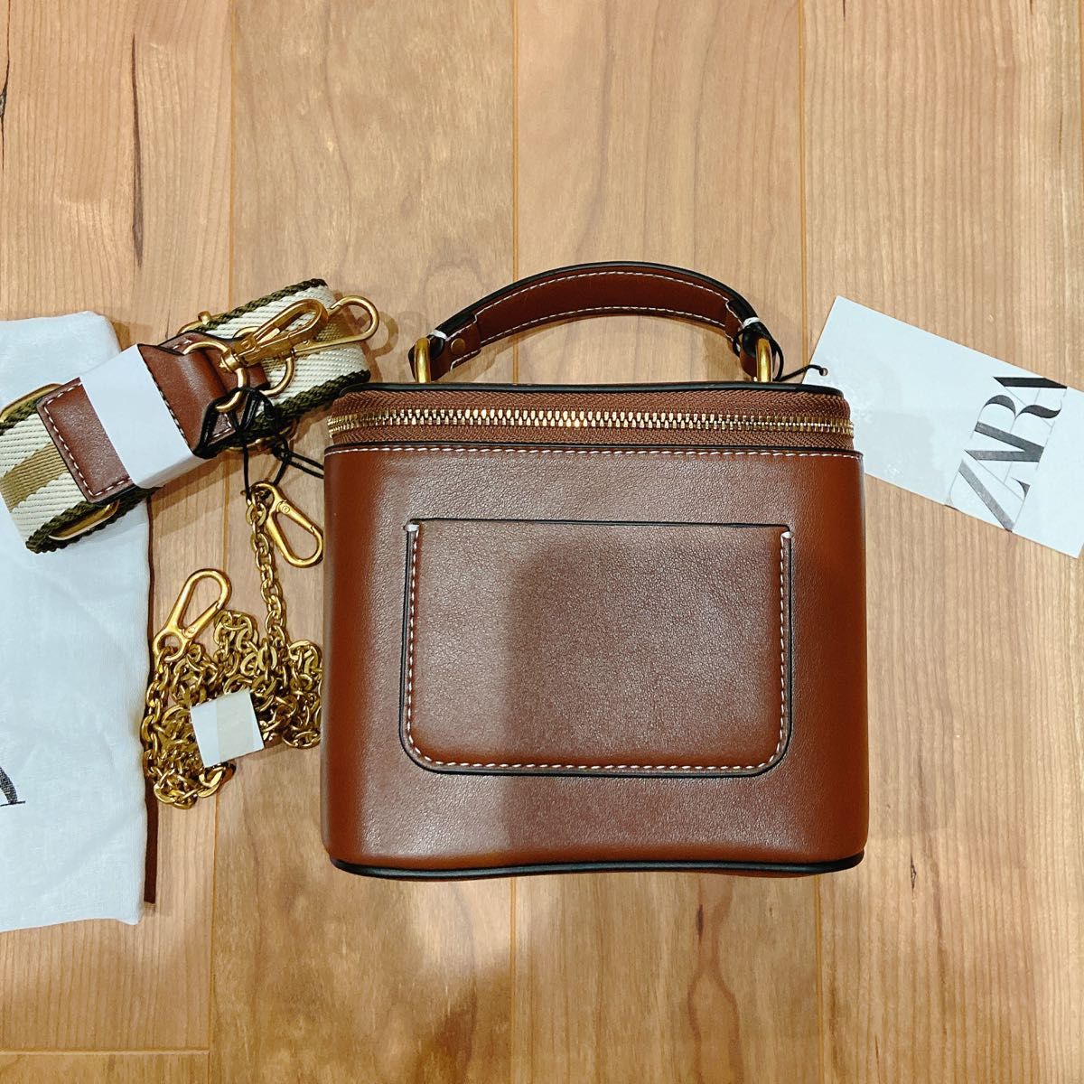 新品未使用 ZARA テクスチャー クロスボディバッグ ブラウン 新品未使用 ZARA テクスチャー クロスボディバッグ ブラウン
