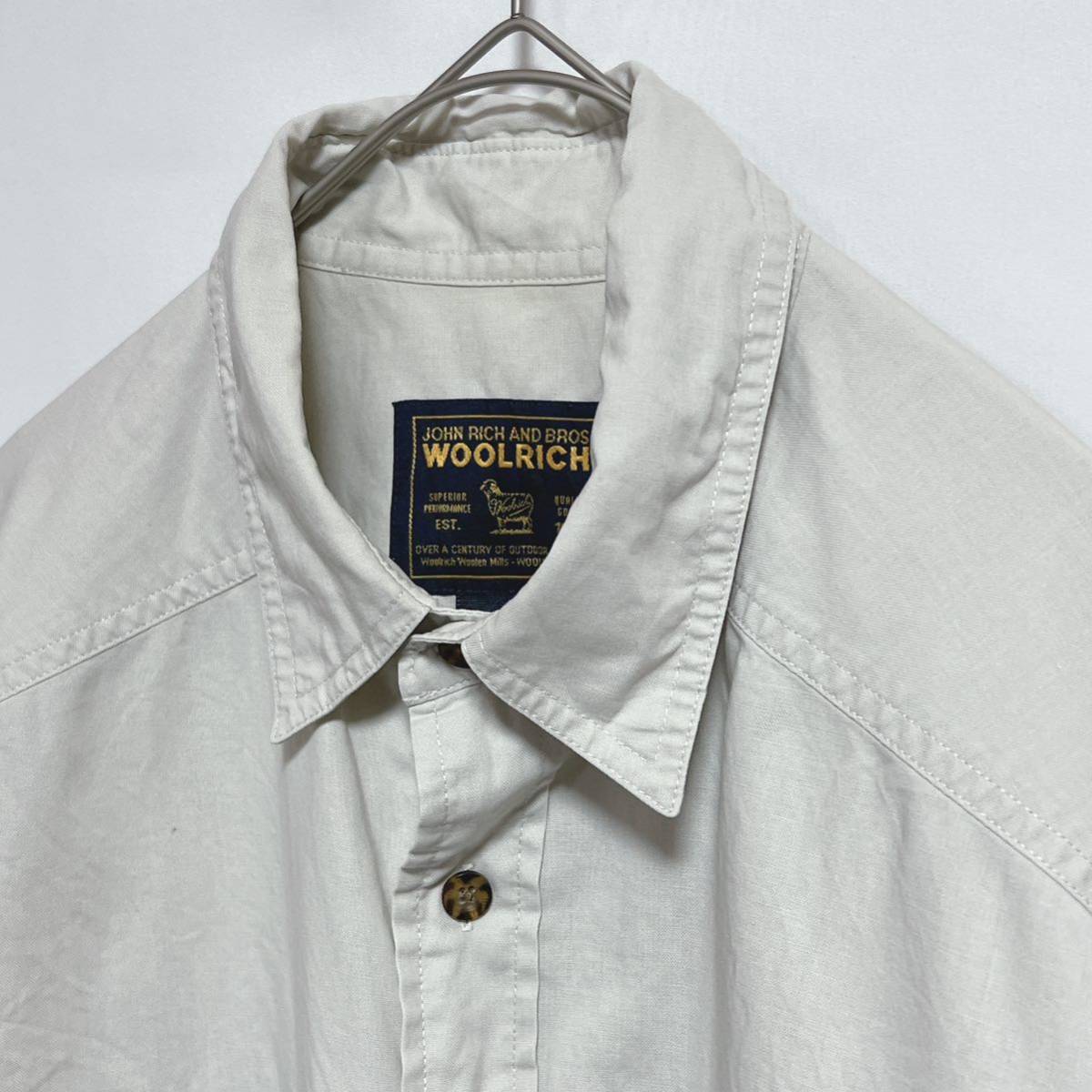 WOOLRICH ウールリッチ　半袖シャツ ワークシャツ シンプル無地 ワンポイントロゴ　サイズXL_画像2