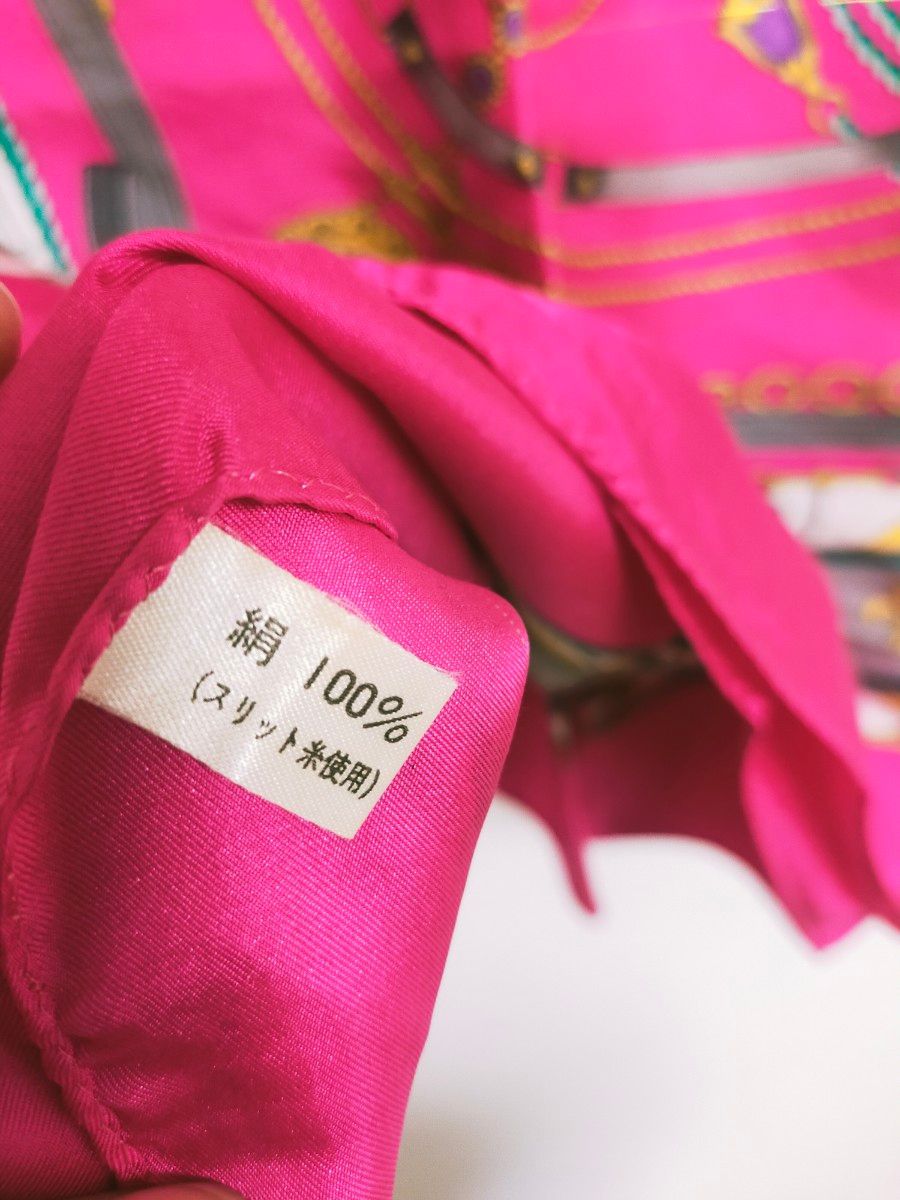スカーフ シルクスカーフレトロシルクスカーフ100%美品ホットピンクスヌード　スリット糸使用ラメゴルドー