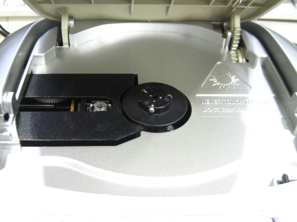 M1-595◆中古 Audio Comm CDラジオカセットレコーダー RCD-570Z-S シルバー_画像6
