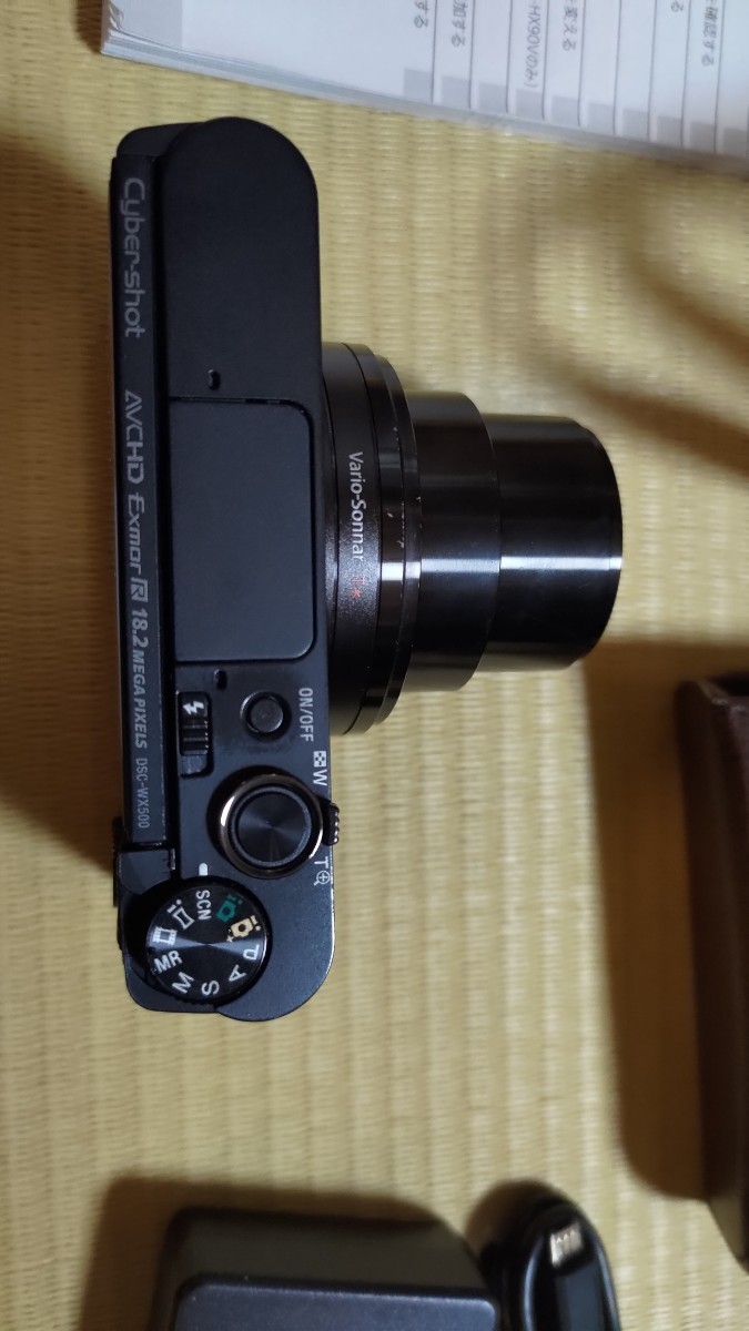 【送料無料・匿名配送】美品 SONY ソニー DSC-WX500 Cyber-shot ブラック 純正バッテリー2個 純正ケース付き 液晶保護シート付き 充電器付_画像5