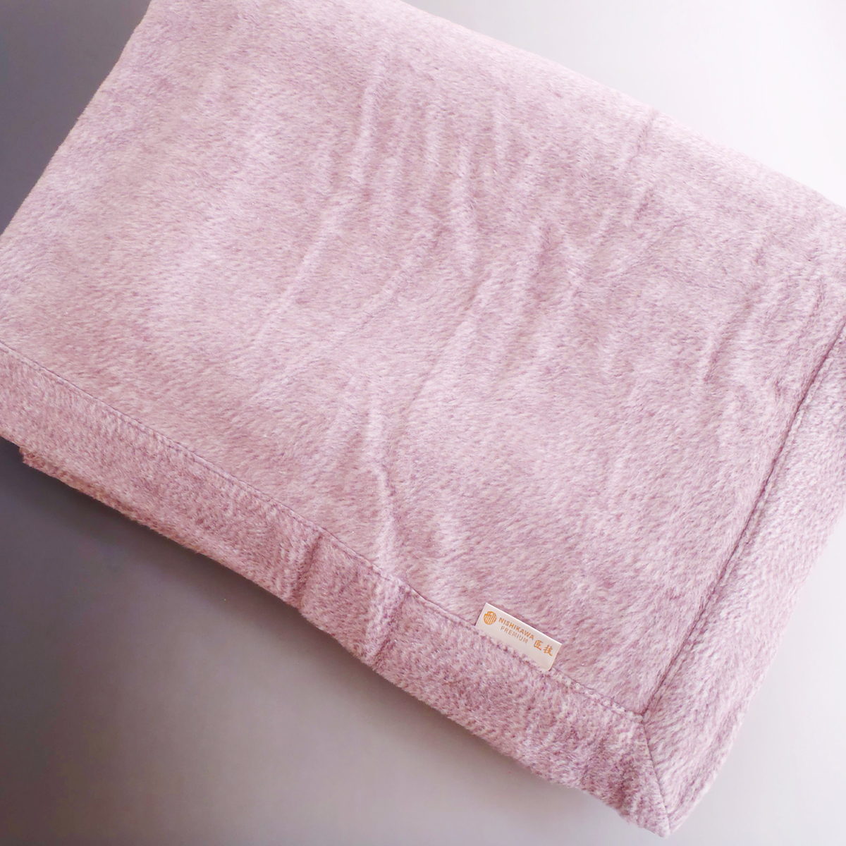 西川 シルク毛布シングル ピュアシルク 絹毛布 日本製 送料無料 シルク100％ 140×200ｃｍ タイシルク