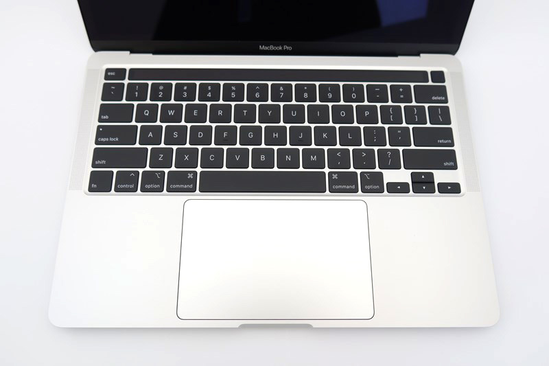 【中古】Apple MacBook Pro Retina Touch Bar/13インチ/Core i7 2.3GHz/メモリ16GB/SSD 1TB/2020/MacOS(10.15)/USキー/ノート【A】_画像3