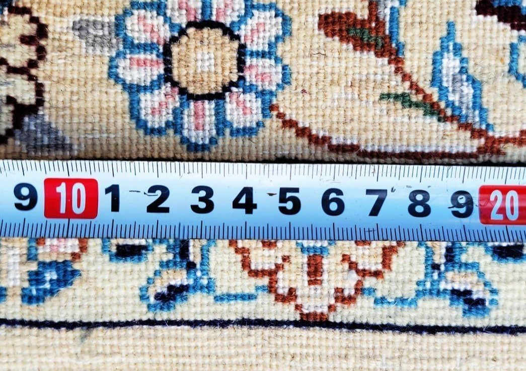 ペルシャ絨毯本物保証100%手織り新品セール中、素材シルクとウール非常に綺麗な色_画像8