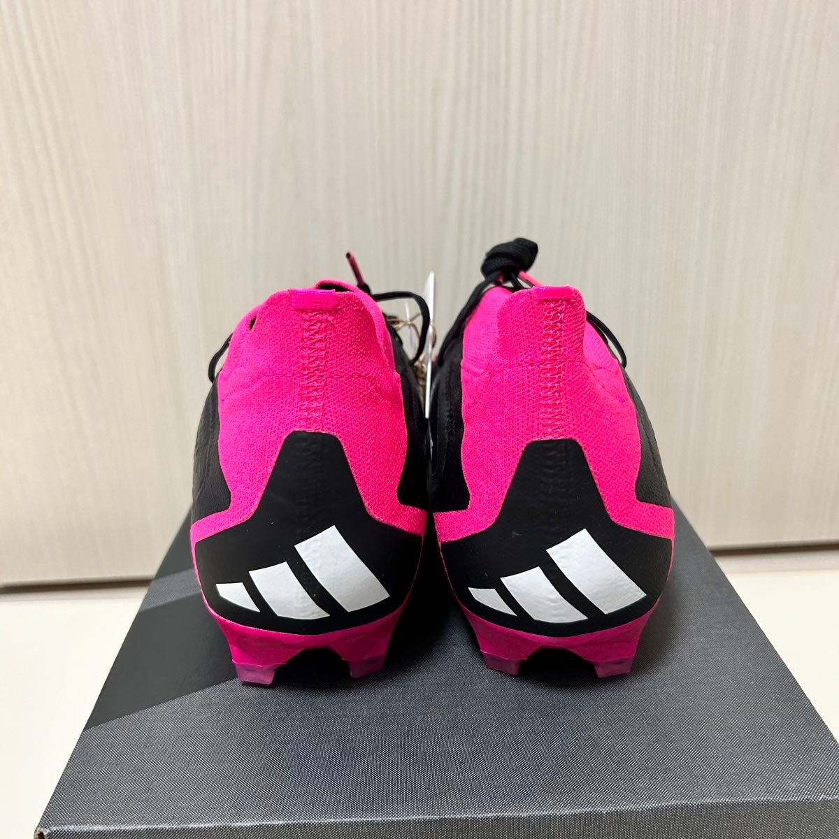 新品・半額】adidas サッカー スパイク PREDATOR ACCURACY 1 新品・半額】adidas サッカー スパイク PREDATOR ACCURACY 1