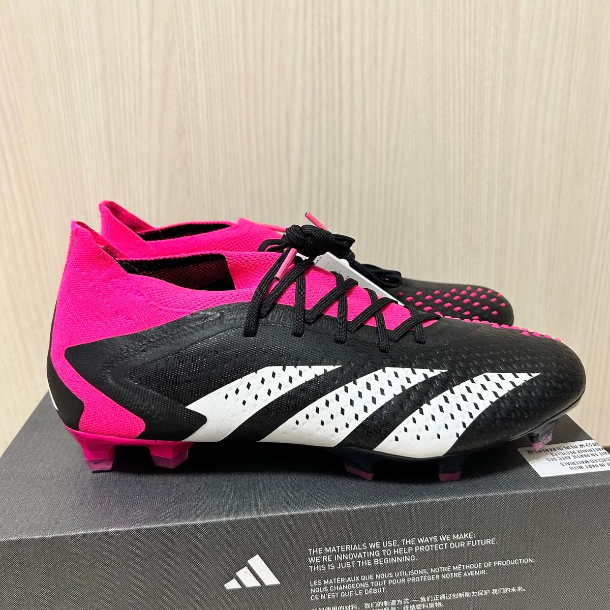 新品・半額】adidas サッカー スパイク PREDATOR ACCURACY 1 新品・半額】adidas サッカー スパイク PREDATOR ACCURACY 1
