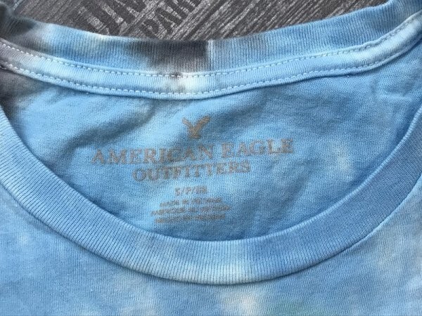 AMERICAN EAGLE アメリカンイーグル メンズ コラージュプリント タイダイ染め 半袖Tシャツ S 水色黄色ピンクなど_画像2