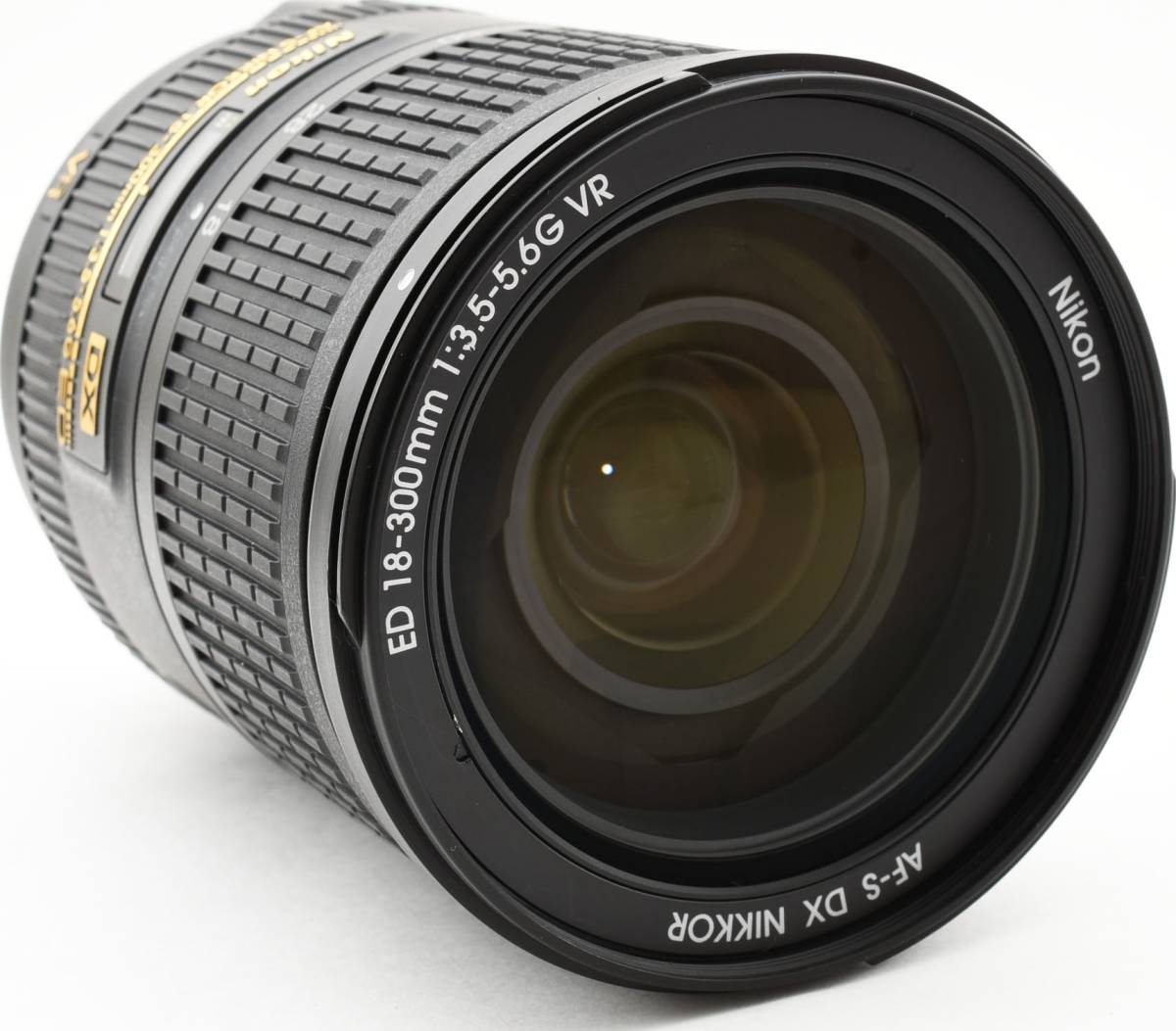 B12/5542A-27★極美品★ニコン Nikon AF-S DX NIKKOR 18-300mm F3.5-5.6G ED VR_画像4